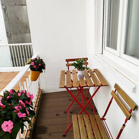 Vivienda Alameda De Santiago Daire Santiago de Compostela Dış mekan fotoğraf