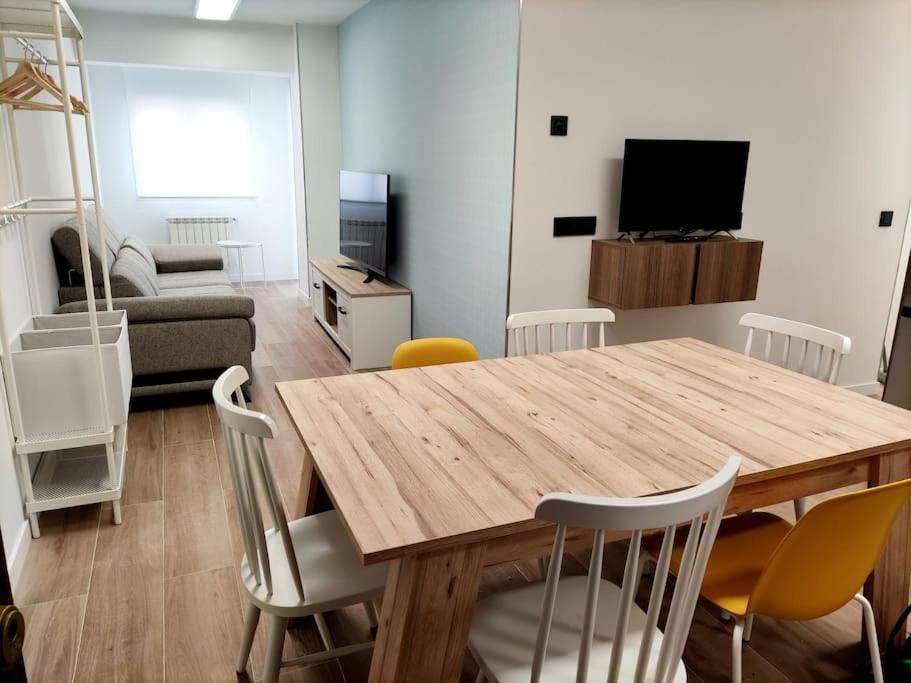 Vivienda Alameda De Santiago Daire Santiago de Compostela Dış mekan fotoğraf